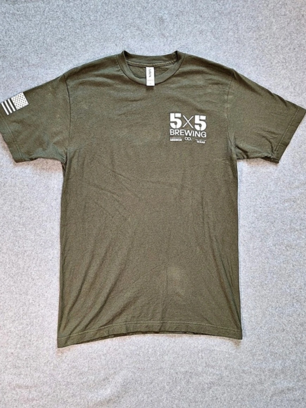 Tultex 5x5 Brewing Co. graphic tee Graphic Tee Size Medium Like New